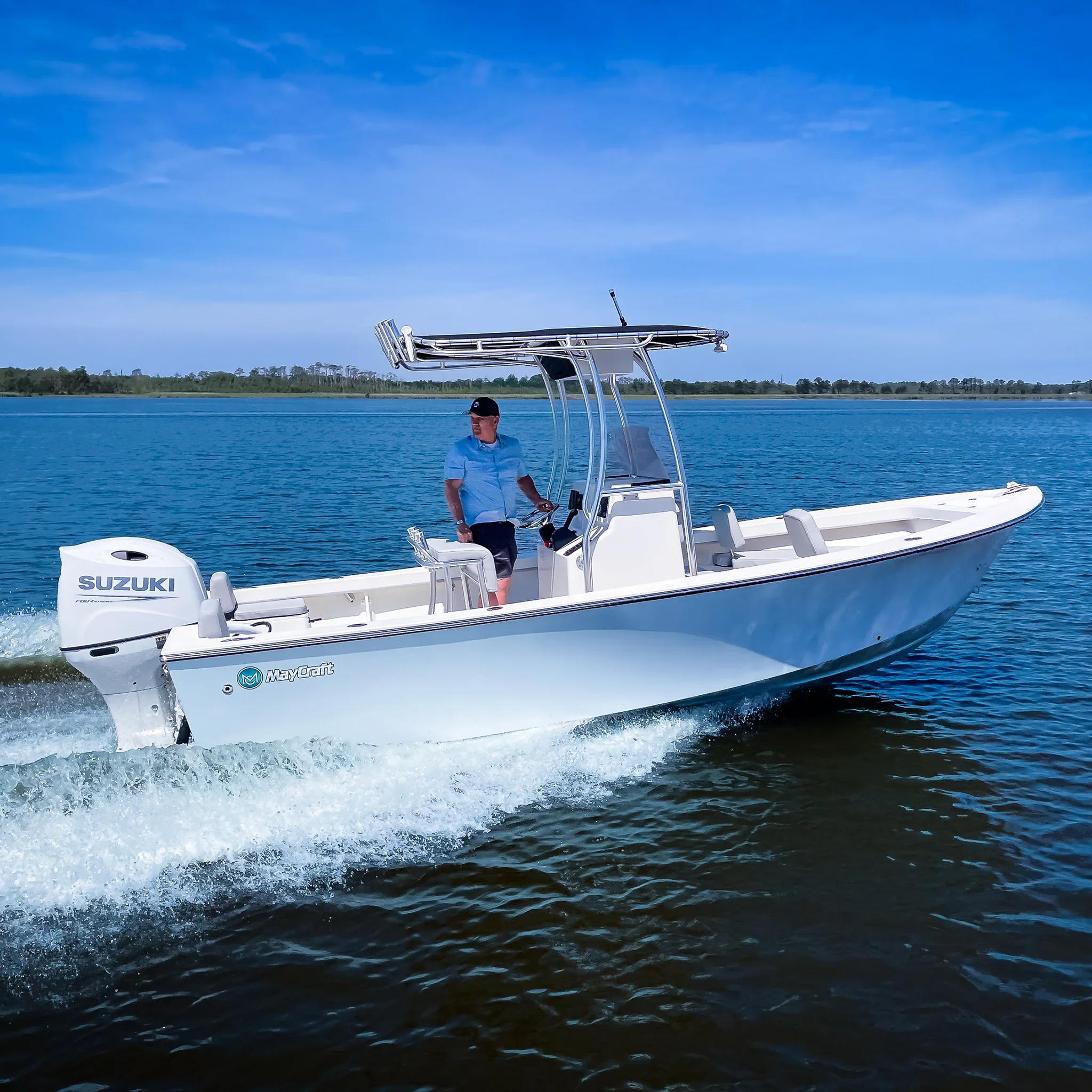 MayCraft center console on the water