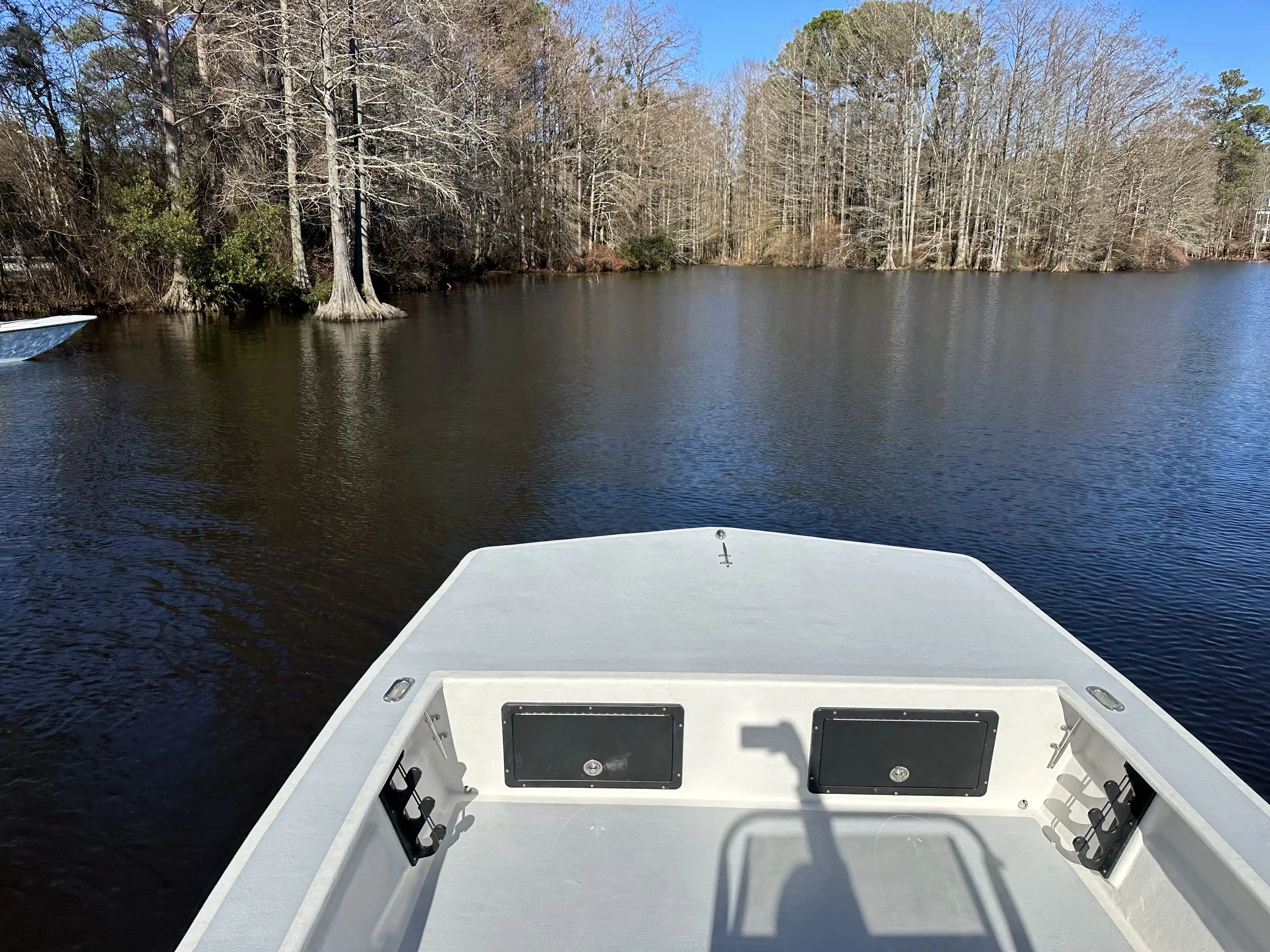 25 Hancock Skiff interior